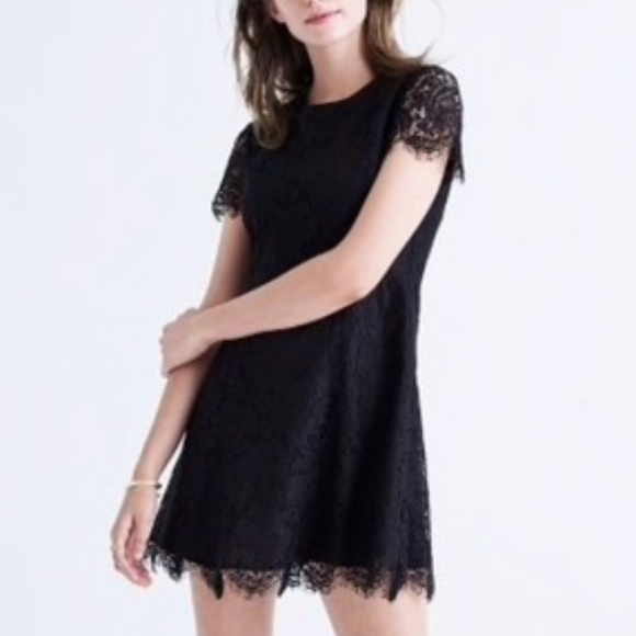 Madewell Dresses & Skirts - Madewell Floral Lace Dress in Navy